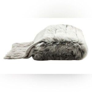 SAFAVIEH Faux Fur Alexi Bed Runner Fringed Throw. Grey. Brand New.